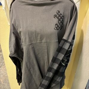 Disney Gray Checkered Long Sleeve Men's Te